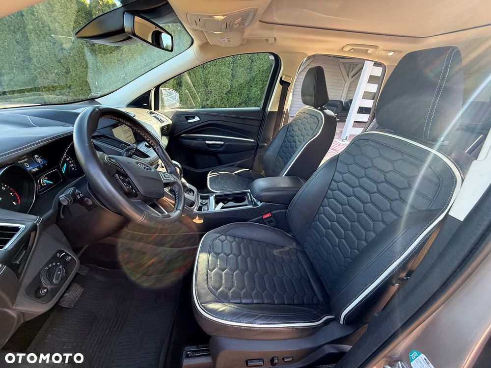 Ford Kuga 1.5 EcoBoost 4x4 Vignale - 21