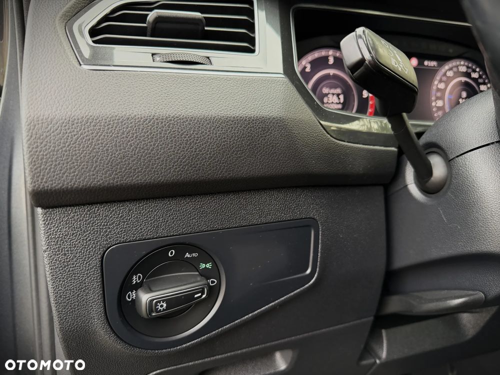 Volkswagen Tiguan 2.0 TDI SCR (BlueMotion Technology) DSG Trendline - 35