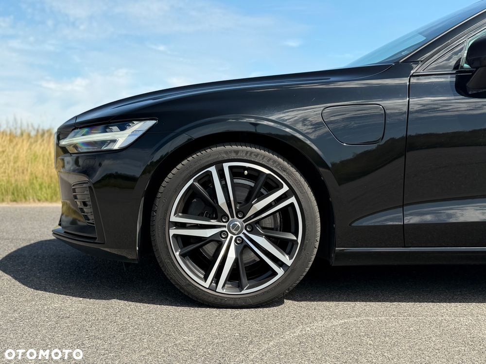 Volvo V60 T8 AWD Twin Engine Geartronic R-Design - 19
