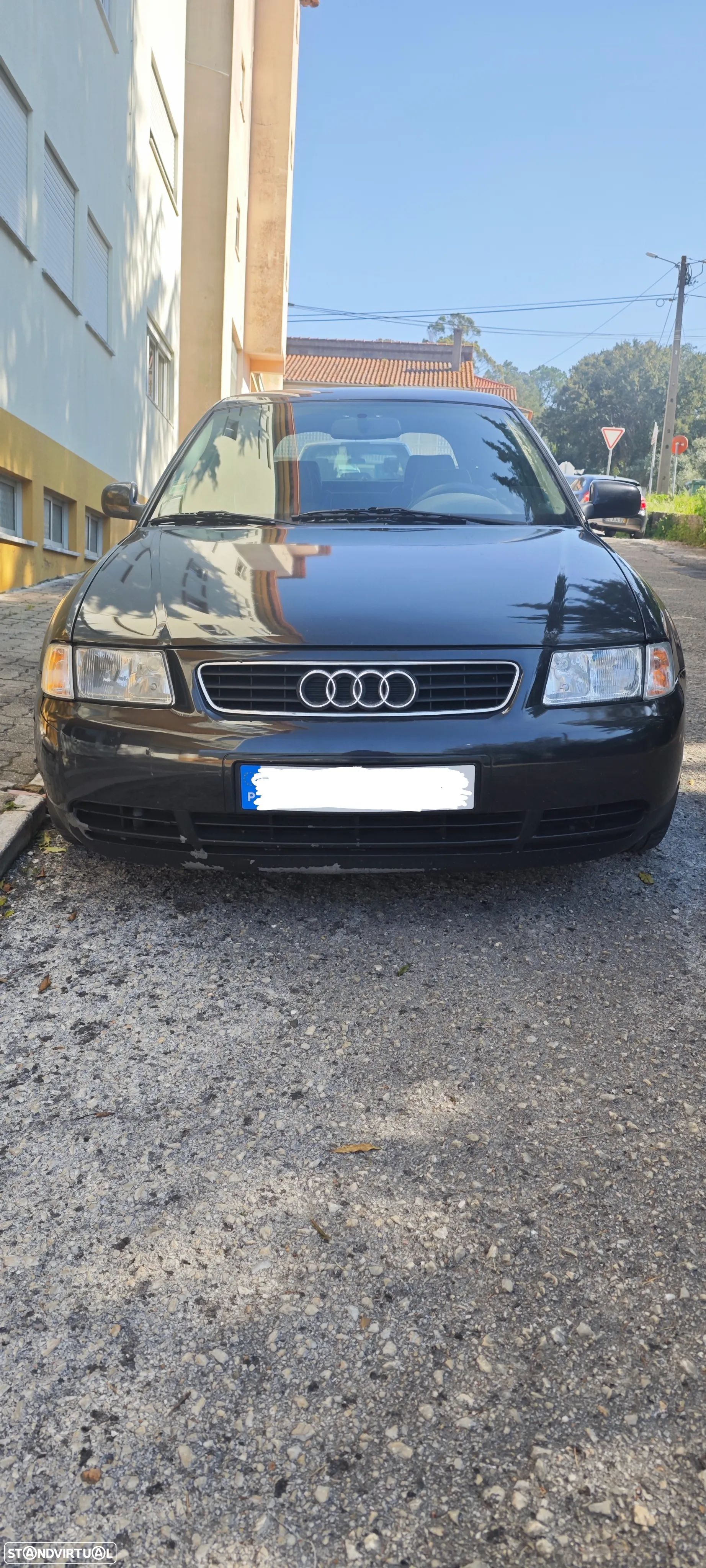 Audi A3 1.9 TDI Attraction - 1