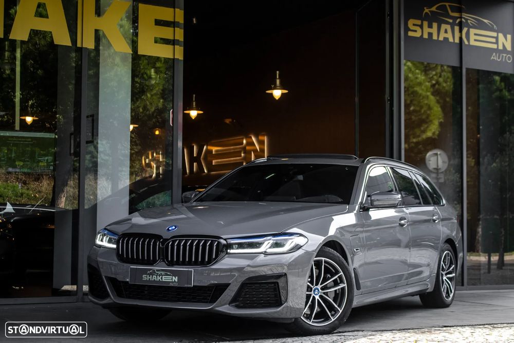 BMW 530 e Pack Desportivo M - 1