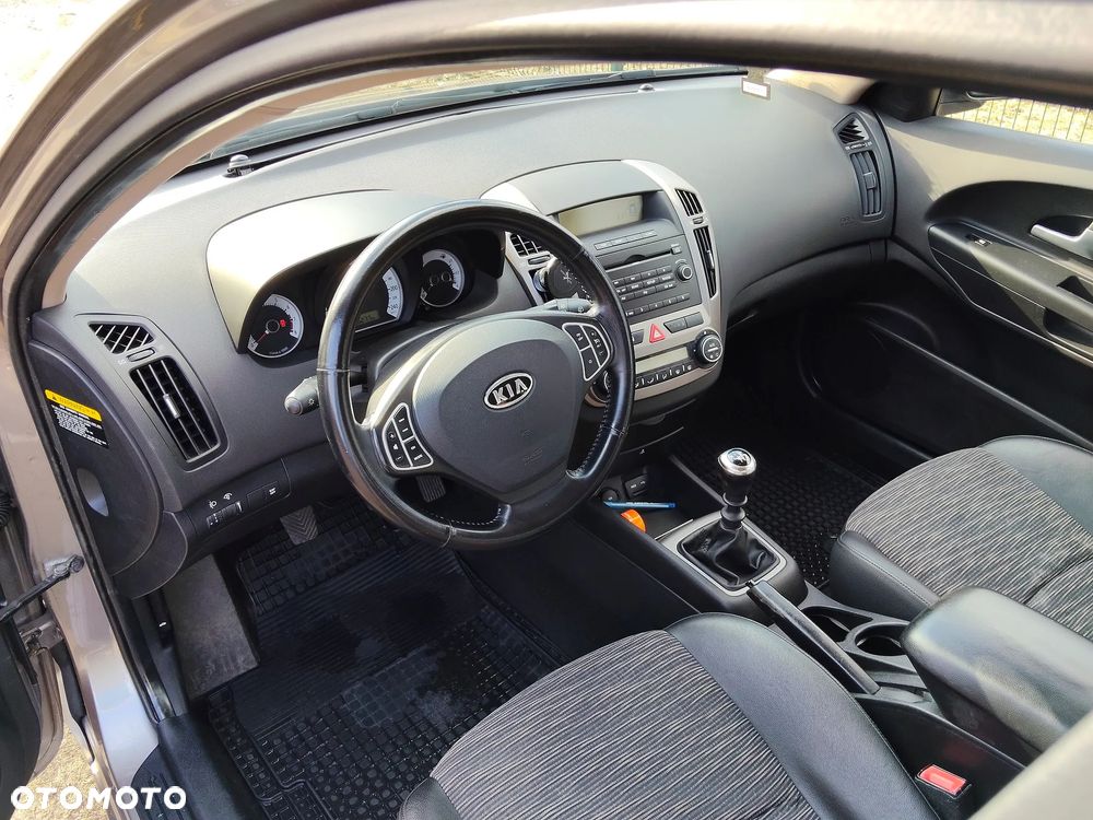 Kia Ceed 2.0 Optimum - 19
