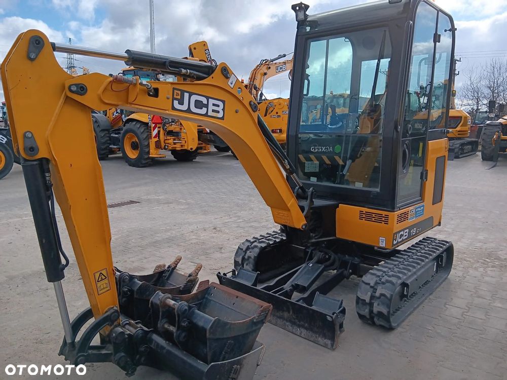 JCB Minikoparka 19C-1 - 11