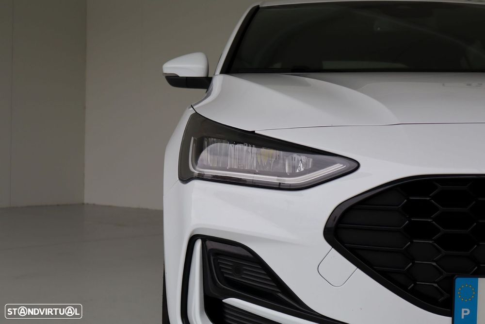 Ford Focus 1.0 EcoBoost MHEV ST-Line - 4