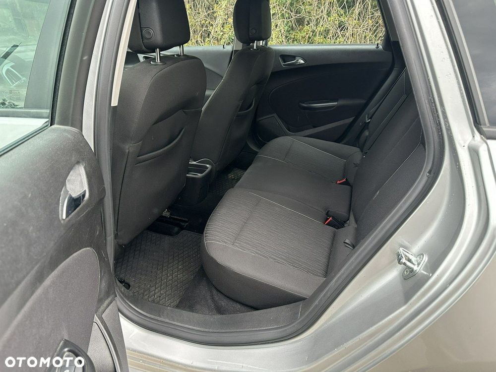 Opel Astra - 8
