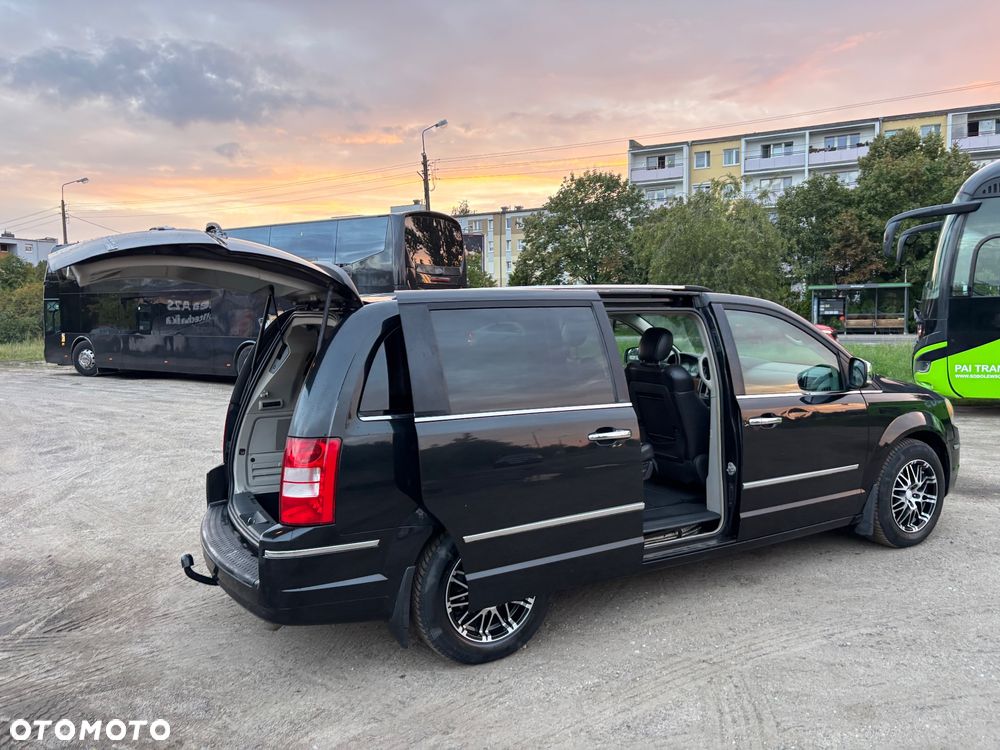 Chrysler Grand Voyager 2.8 CRD Limited - 17