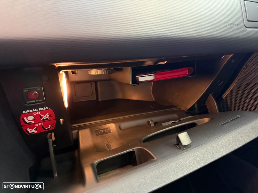 Citroën C4 1.6 HDi 110 SX - 29