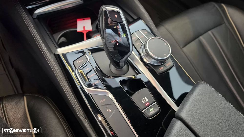 BMW 530 e iPerformance Line Luxury - 44