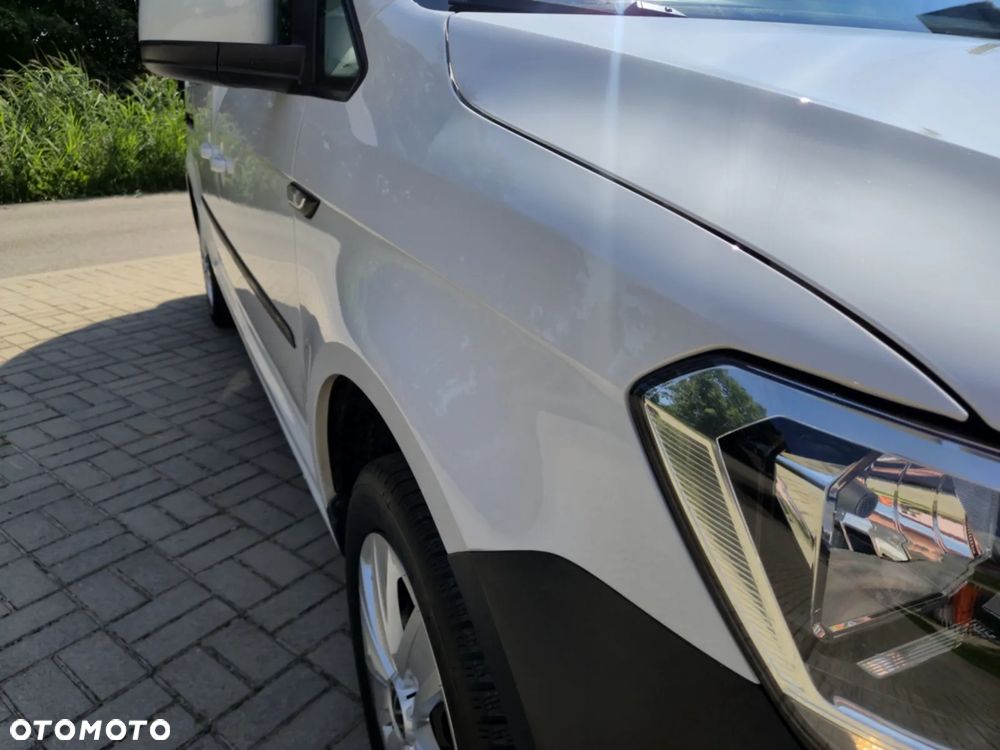 Volkswagen CADDY MAXI - 14