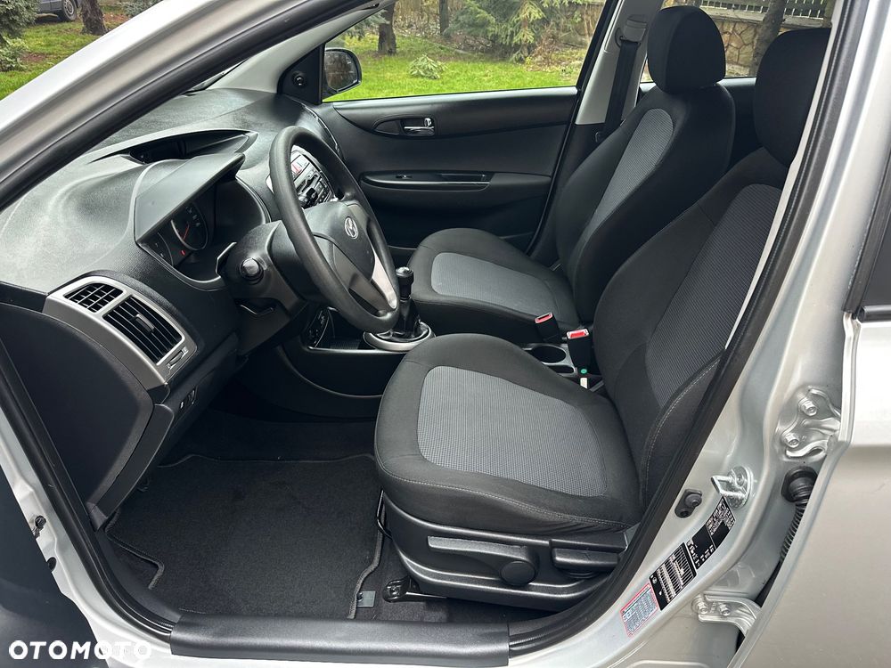 Hyundai i20 1.25 Classic + - 21