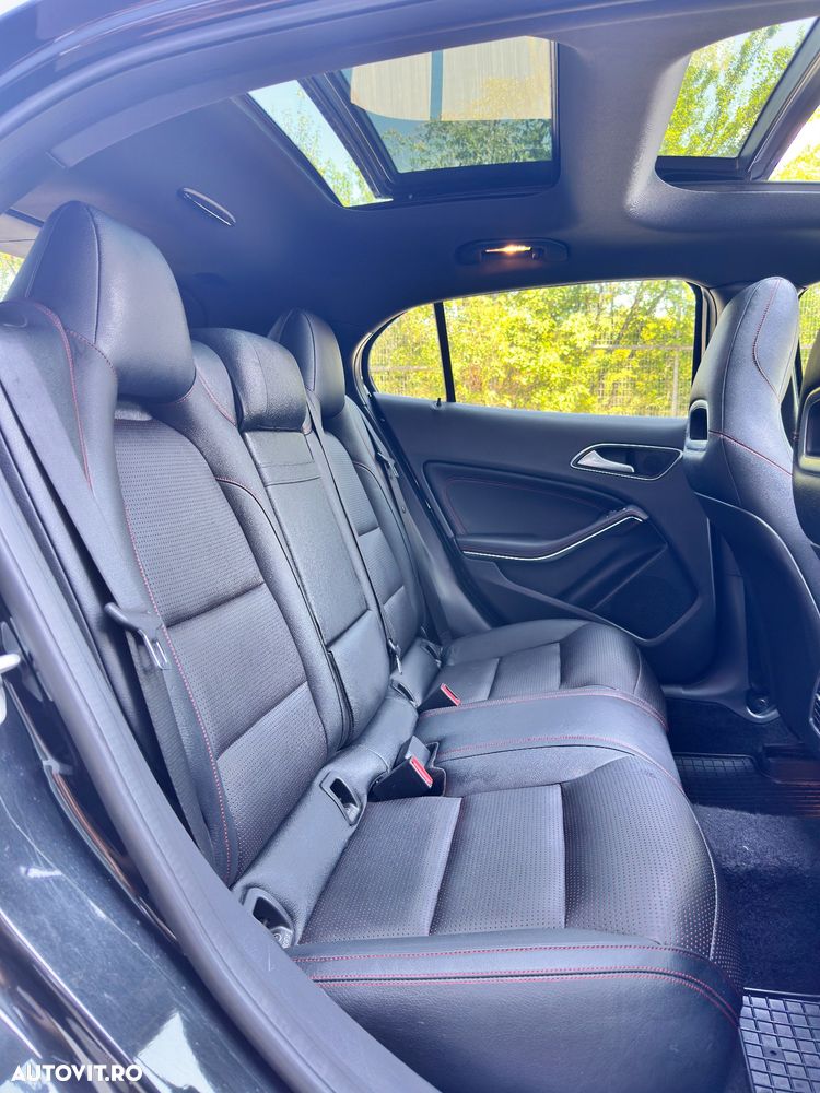 Mercedes-Benz GLA 220 d 4MATIC 7G-DCT AMG Line - 21