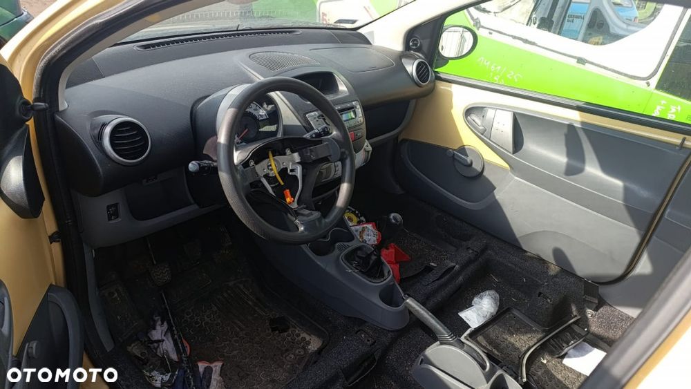 35923 Toyota Aygo 2008 rok model od 05-08 przedlift silnik 1.0 1KR-FE lakier 211 - 8