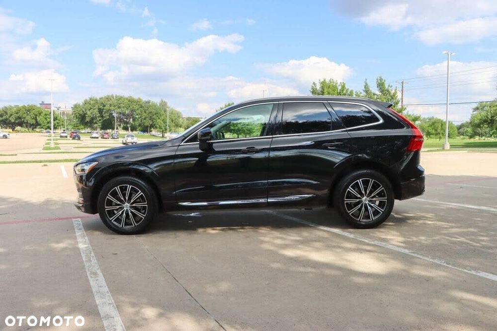 Volvo XC 60 - 4