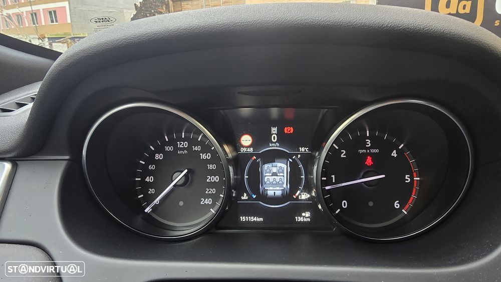 Land Rover Discovery Sport 2.0 eD4 HSE Luxury - 29