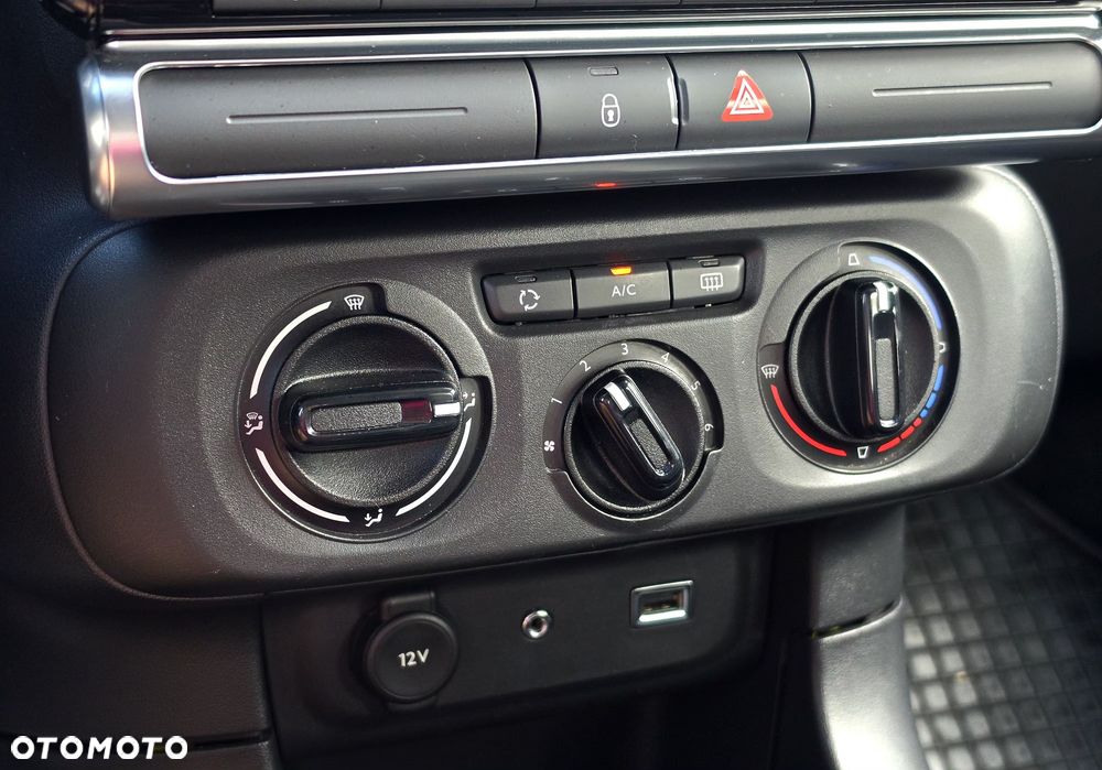 Citroën C3 1.2 PureTech Feel - 29
