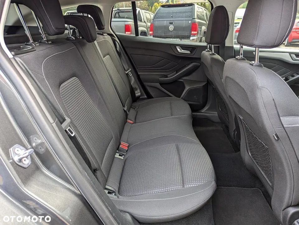 Ford Focus 1.5 EcoBlue Start-Stopp-System TITANIUM - 28