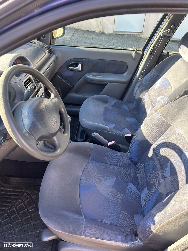 Renault Clio 1.2 - 7