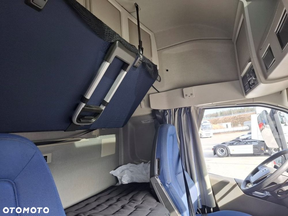 Volvo Najem na 12 miesięcy! - 14