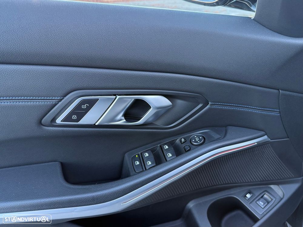 BMW 330 e Touring Pack M Auto - 12