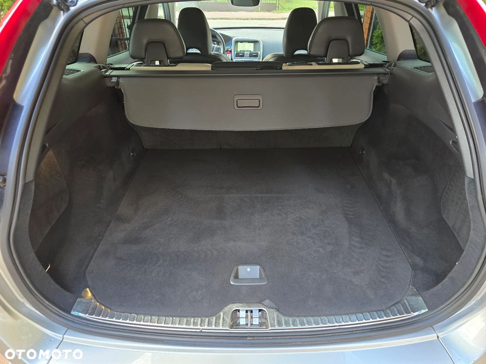 Volvo XC 60 D3 Geartronic Summum - 15