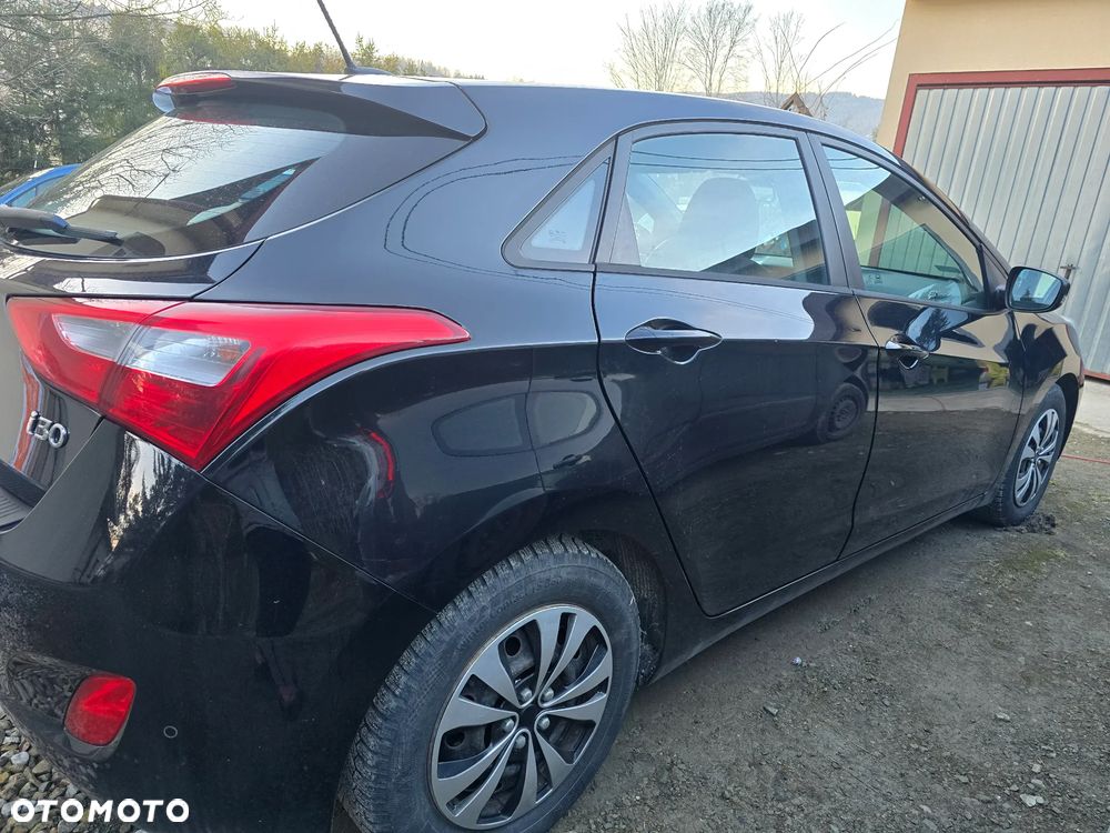 Hyundai i30 1.4 Trend - 3