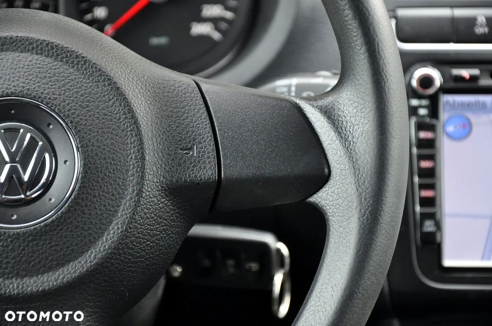 Volkswagen Polo - 14