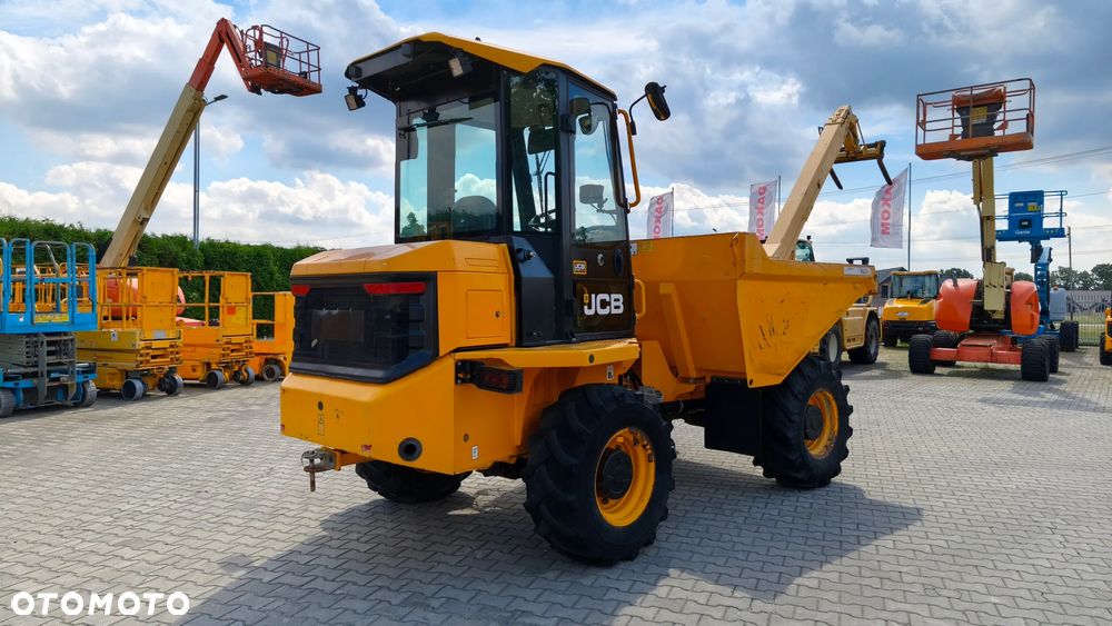 JCB 6 FT - 6