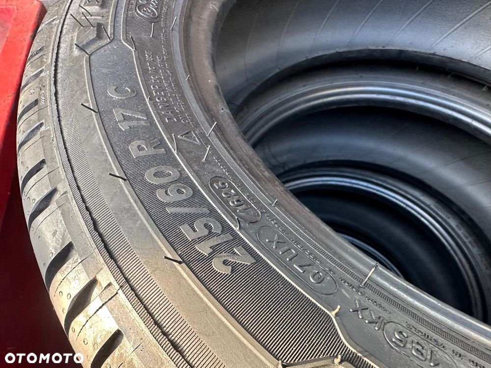 4 x 215/60R17C Michelin Agilis 3 - 2