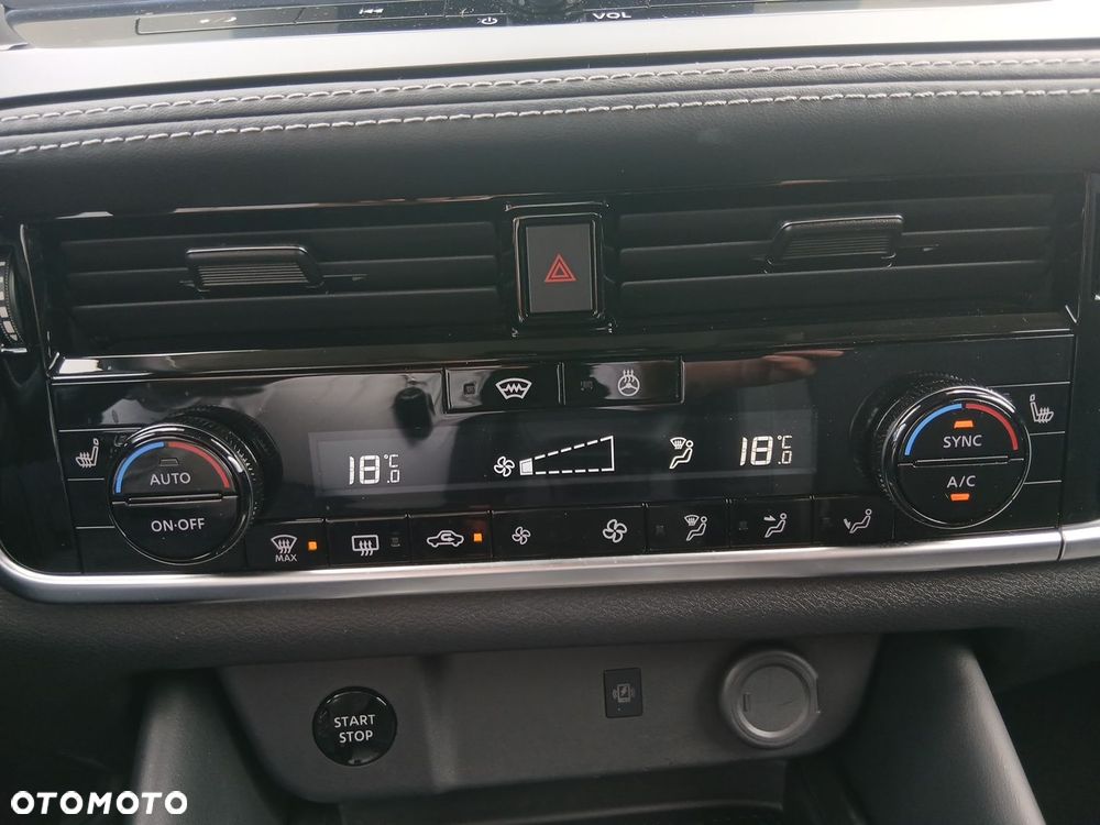 Nissan Qashqai 1.5 e-POWER N-Connecta - 24
