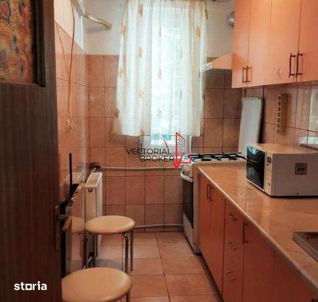GARSONIERA DECOMANDATA  LOCUIT SAU INVESTITIE - Imagine principală: 3/5
