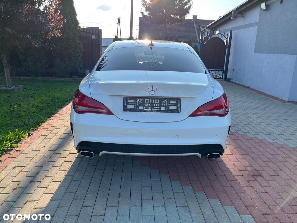 Mercedes-Benz CLA 200 CDI 7G-DCT AMG Line - 8