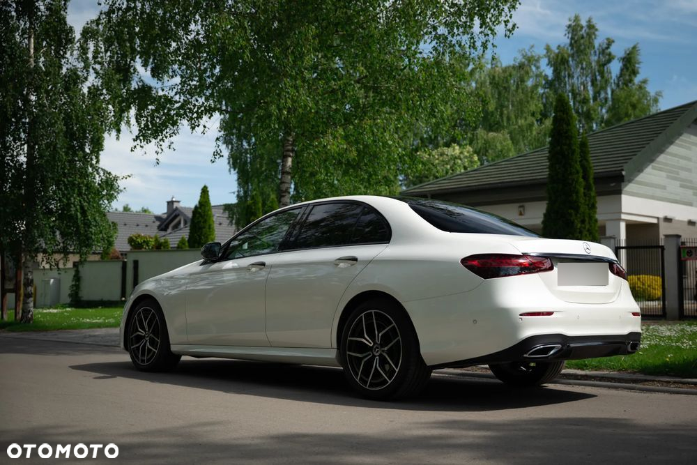 Mercedes-Benz Klasa E 220 d 4-Matic Business Edition - 33