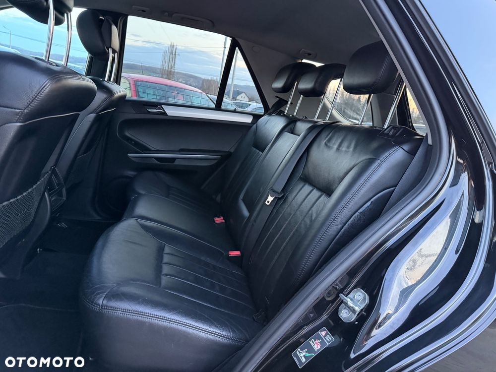 Mercedes-Benz ML 350 4Matic 7G-TRONIC - 25