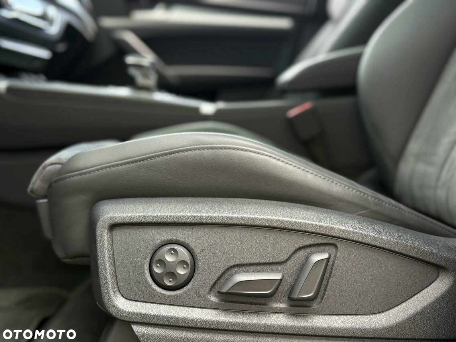 Audi Q5 Sportback - 12