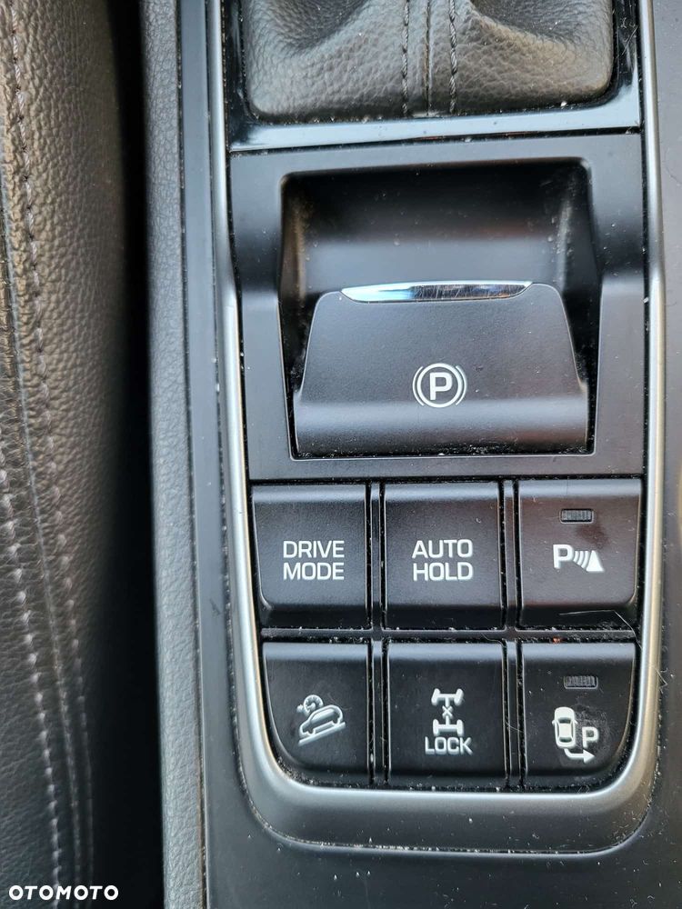 Hyundai Tucson 2.0 CRDI 4WD Automatik Premium - 9