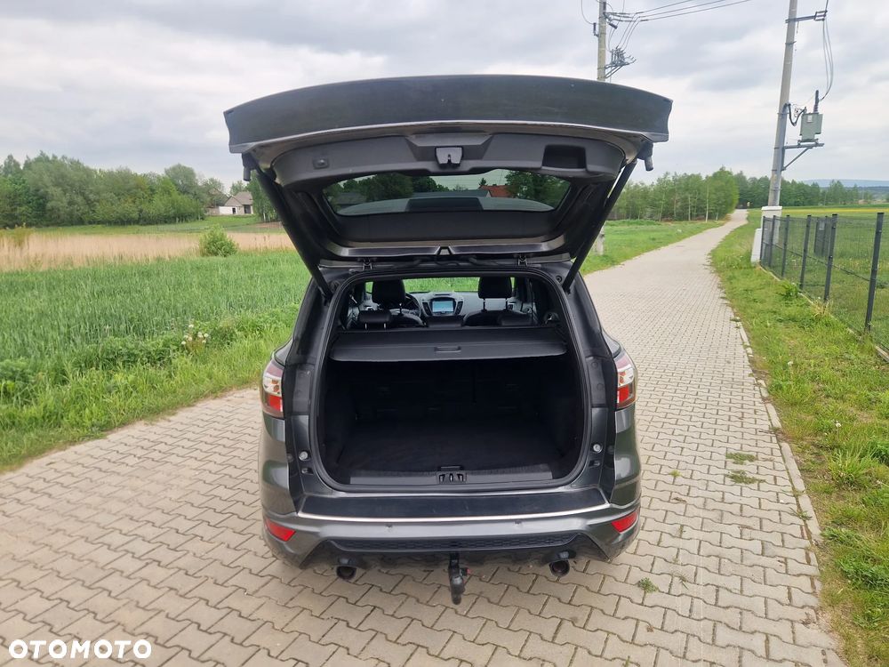 Ford Kuga 2.0 TDCi 4x4 ST-Line - 15
