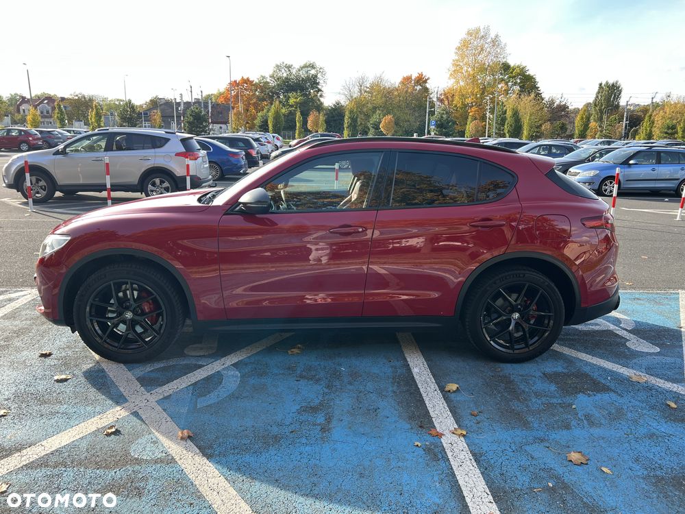 Alfa Romeo Stelvio 2.0 Turbo B-Tech Edition Q4 - 3