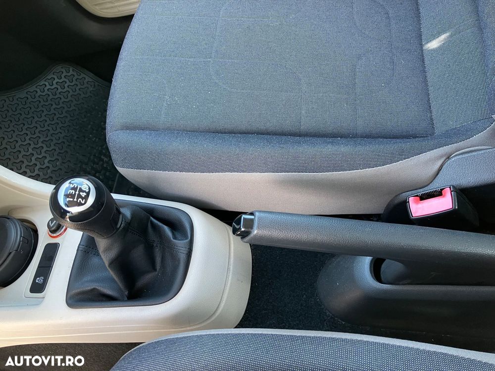 Volkswagen up! 1.0 Move - 24