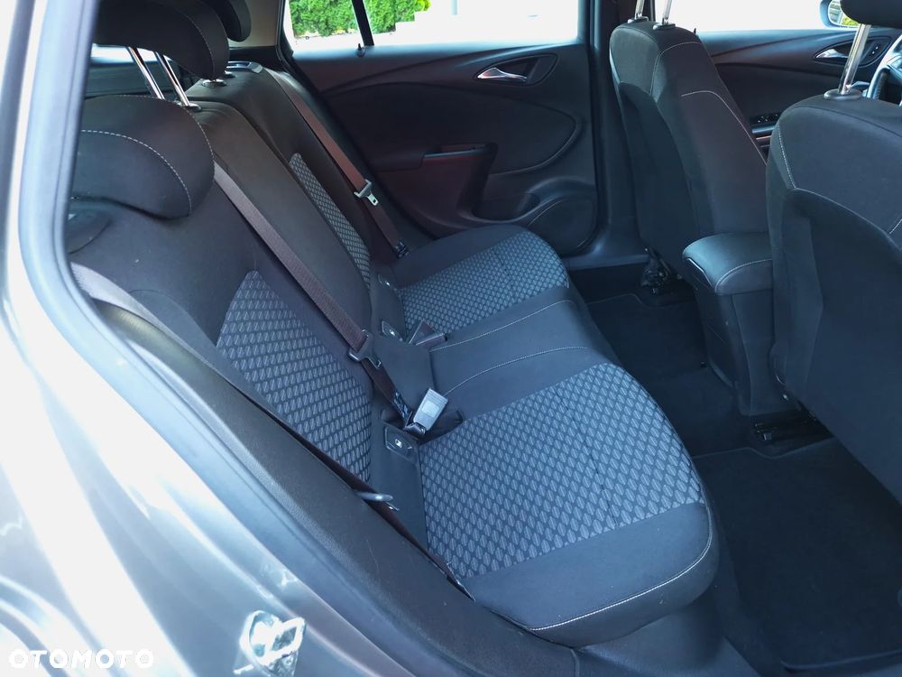 Opel Astra 1.4 Turbo Active - 31