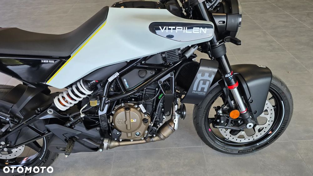 Husqvarna Vitpilen - 27