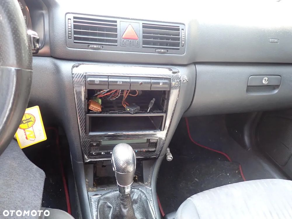 CZĘSCI - Skoda Octavia I 1,9 TDI 110KM AHF LIFT KOMBI 2001r. INDEX - 9640 - 9