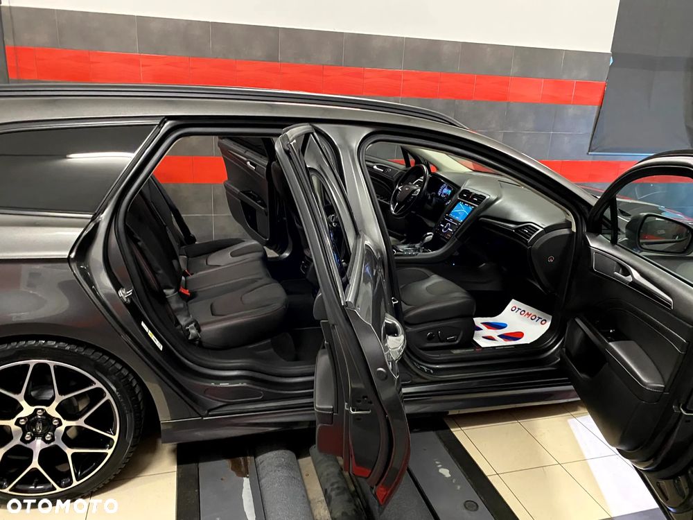 Ford Mondeo 2.0 EcoBoost ST-Line - 24