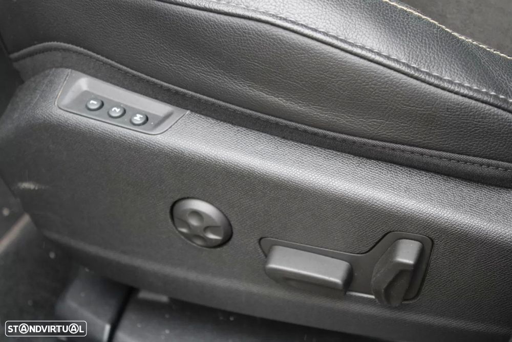 DS DS7 Crossback E-Tense Performance Line EAT8 - 20