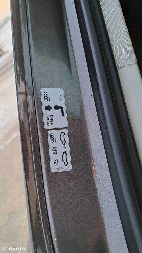 Audi A6 Avant 2.0 TDI ultra S tronic - 35