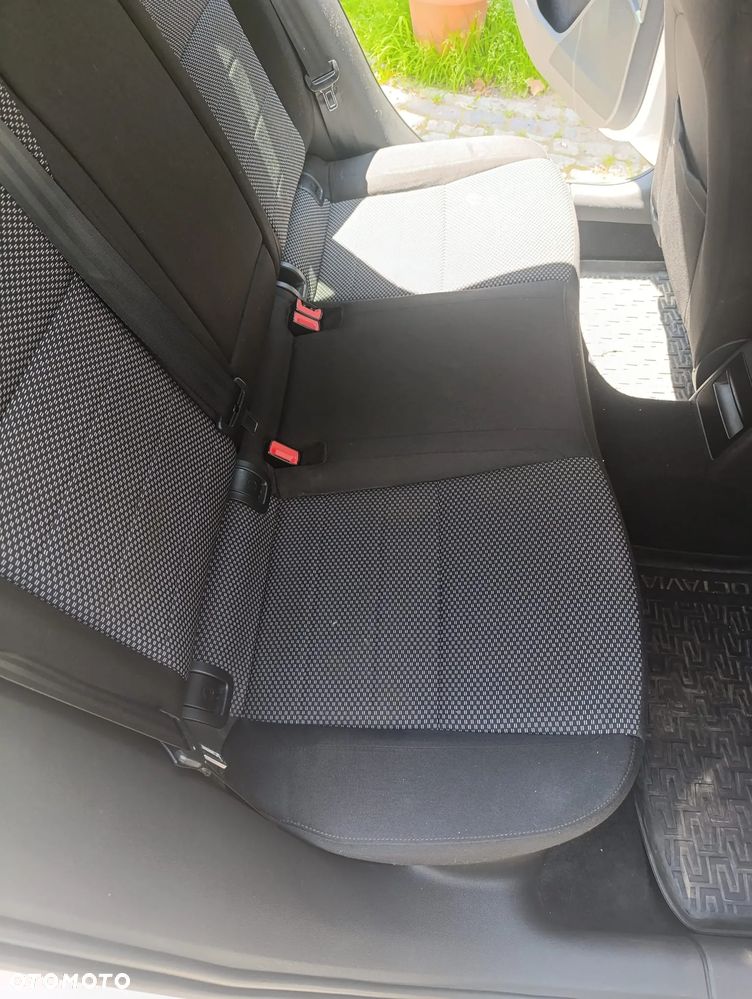 Skoda Octavia 1.6 TDI Ambition - 6