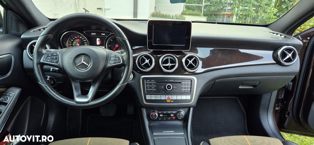 Mercedes-Benz GLA 200 d 4MATIC Aut. - 8