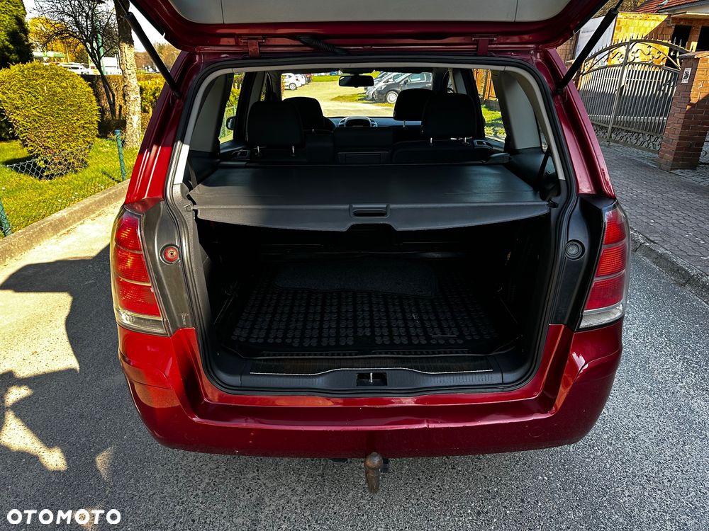 Opel Zafira 2.2 Innovation - 11