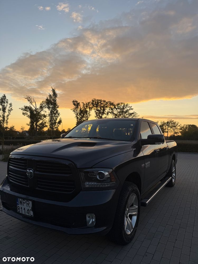 Dodge RAM 1500 5.7 4x4 - 15