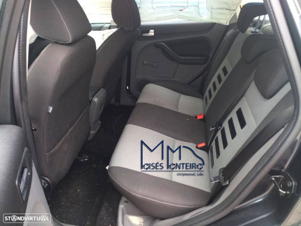 Ford Focus Station 1.6 tdci de 2009 - 5