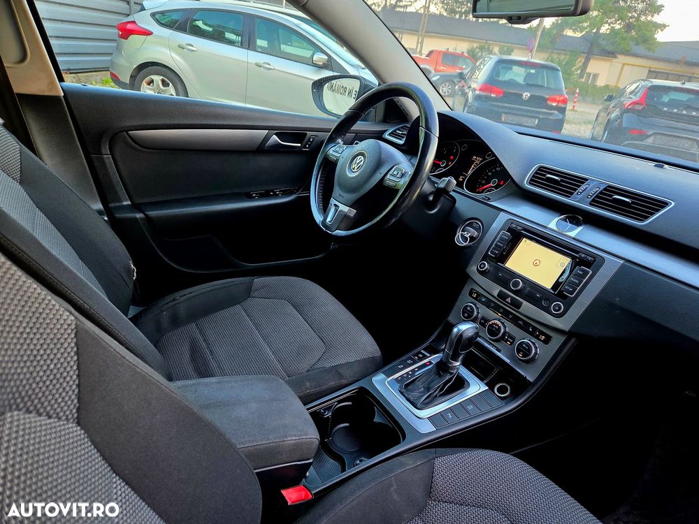 Volkswagen Passat 2.0 TDI DSG Comfortline - 5